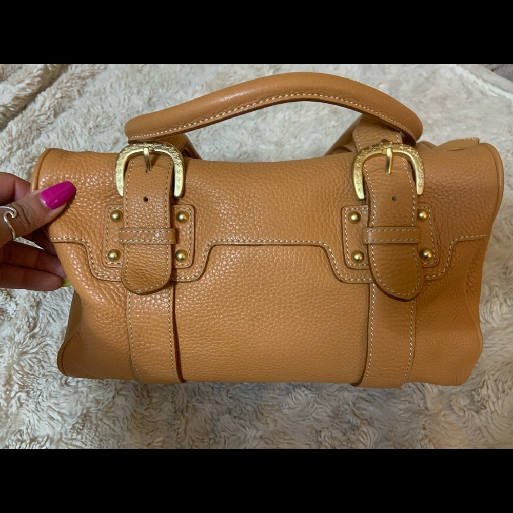 Dooney & Bourke- Pebbled Satchel